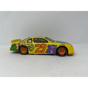 NASCAR 1:24 Diamond Ridge Motorsports 29 Chevrolet Monte Carlo Cartoon Network